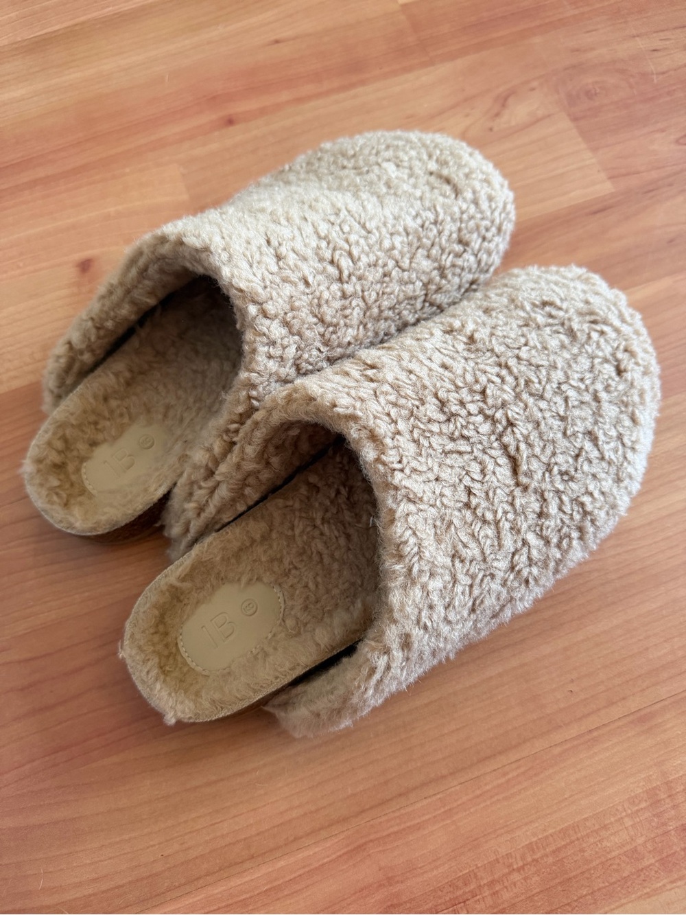 INTENTIONALLY BLANK Faux Shearling Slide Mules in Beige